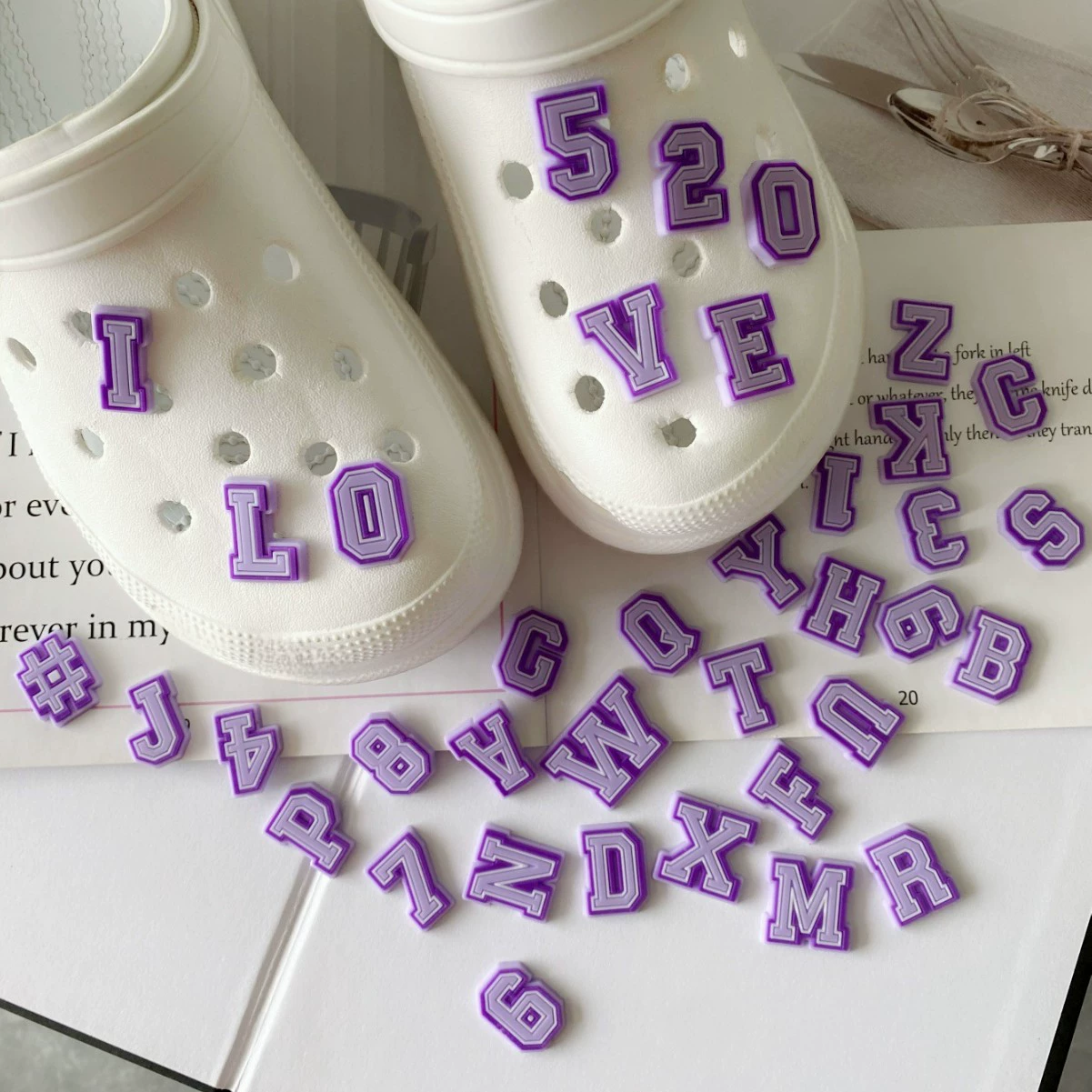 New Purple Alphabet Letter Pin - огляд і ціна Croc Style Clog