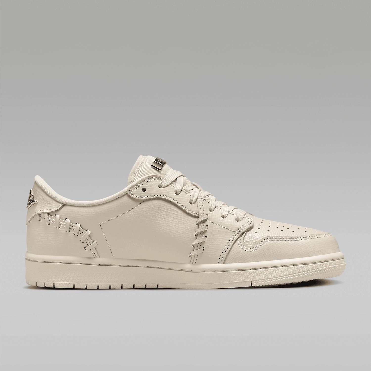 Nike Authentic Air Jordan 1 MM - огляд і ціна Women'S Shoes Nike Jordan