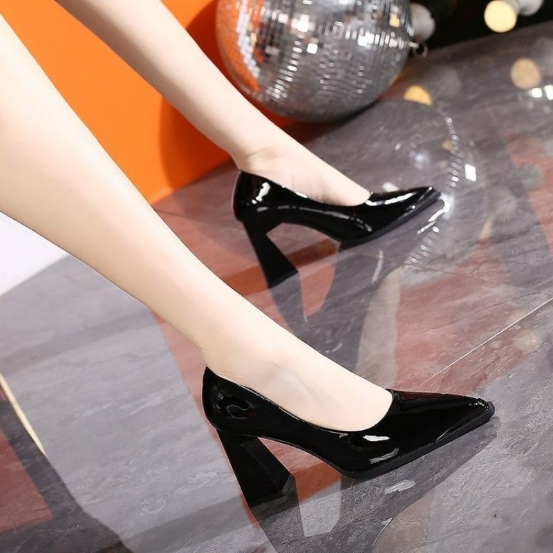 Classic Sexy Pointed-toe High- - огляд і ціна Women Shoes Mk