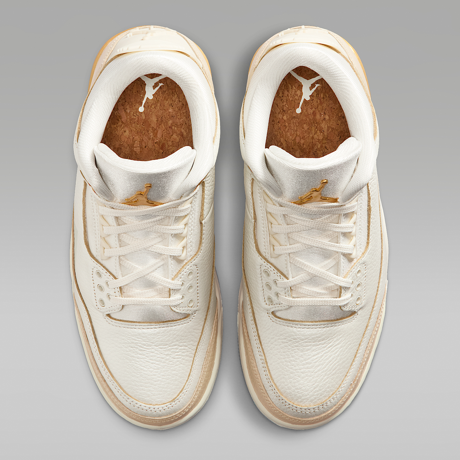 Nike Authentic JORDAN Women's  - огляд і ціна Women'S Shoes Nike Jordan