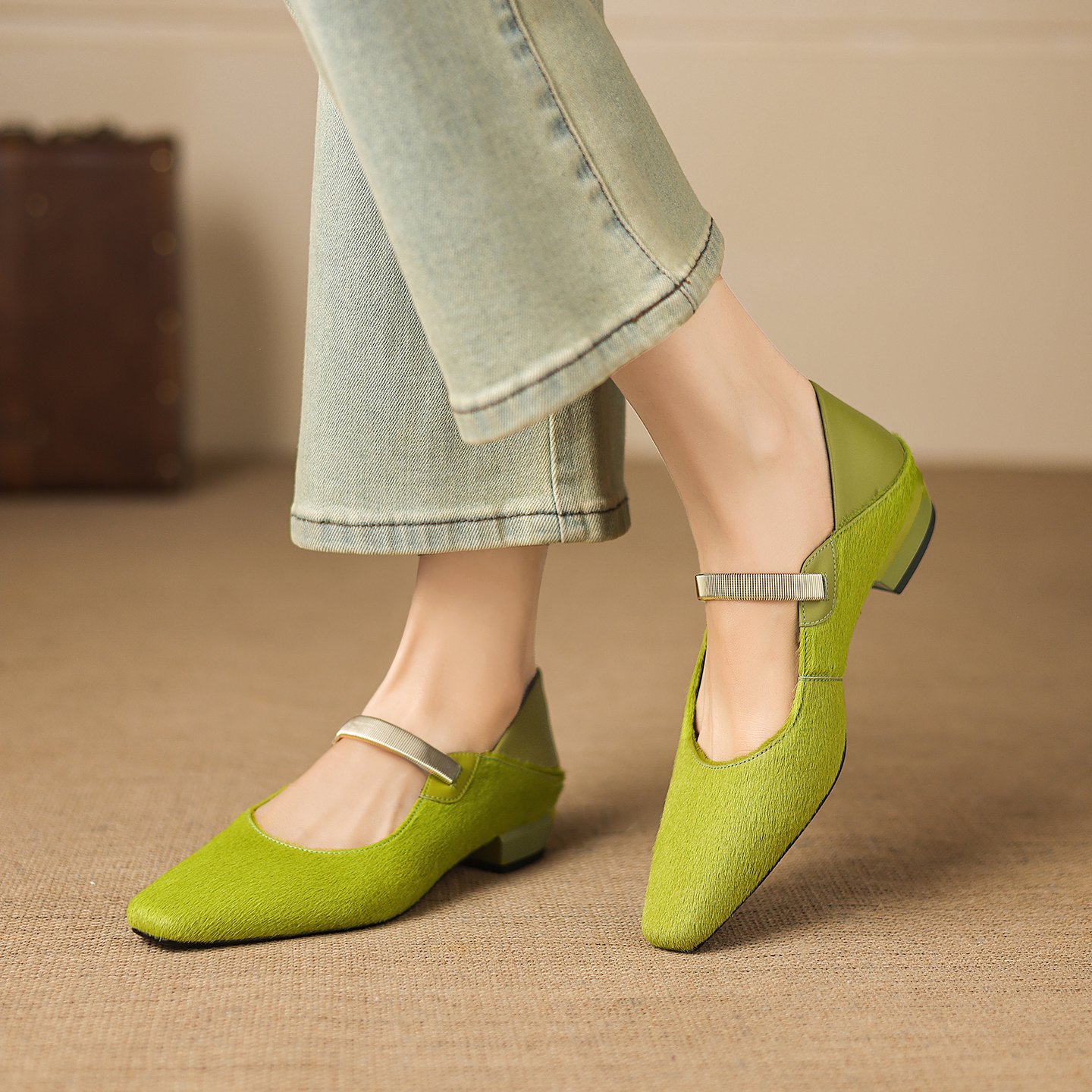 Genuine Leather Horsehair Squa - огляд і ціна Women Shoes Sandals
