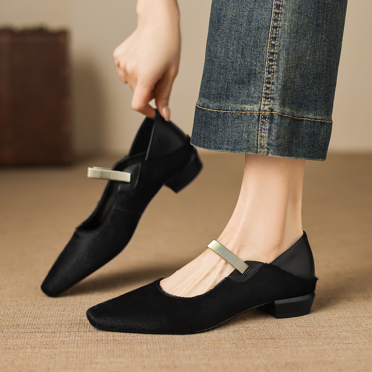 Genuine Leather Horsehair Squa - огляд і ціна Women Shoes Sandals